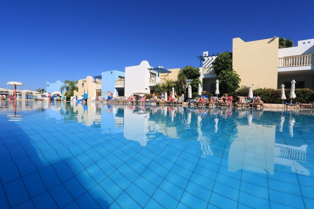 Eleni Village Otel Klorakas